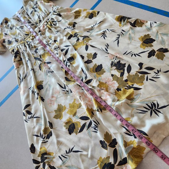 Easel Boutique Silky Satin Floral Peony Maxi Length House Robe Size M NWOT - Picture 16 of 16